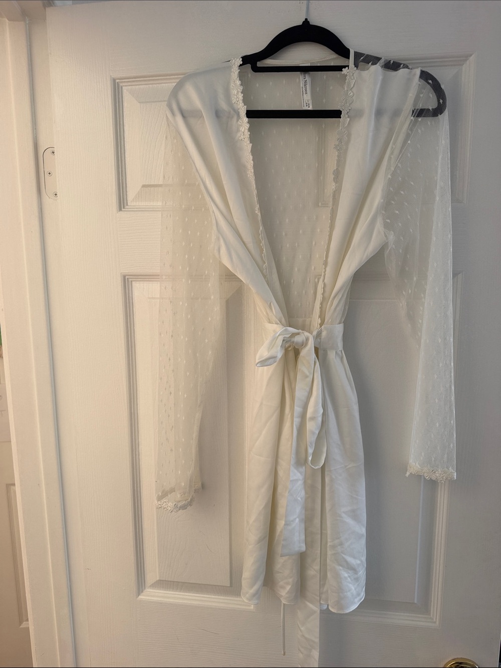 Flora Nikrooz Ivory Sheer Dot Mesh Satin Robe